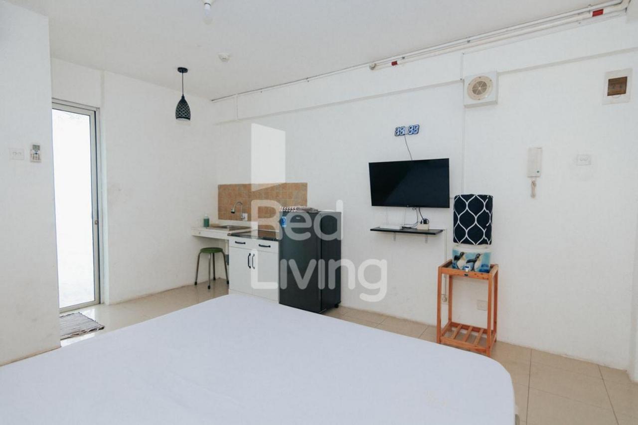 Redliving Apartemen Bassura City - Aokla Property Tower Dahlia Jakarta Bagian luar foto